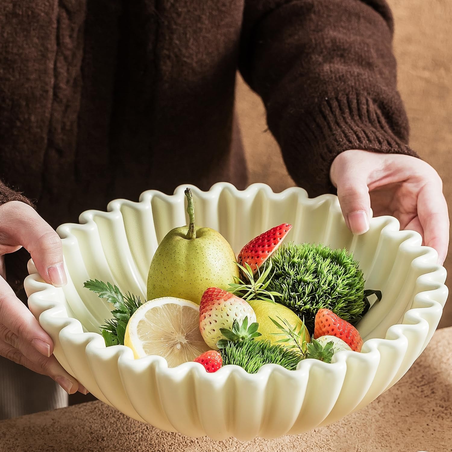Large Decorative Bowl, White Ceramic Fruit Bowl for Kitchen Counter, Key Bowls for Entryway Table, Modern Coffee Table Home Decor, Scalloped Handmade Artwork