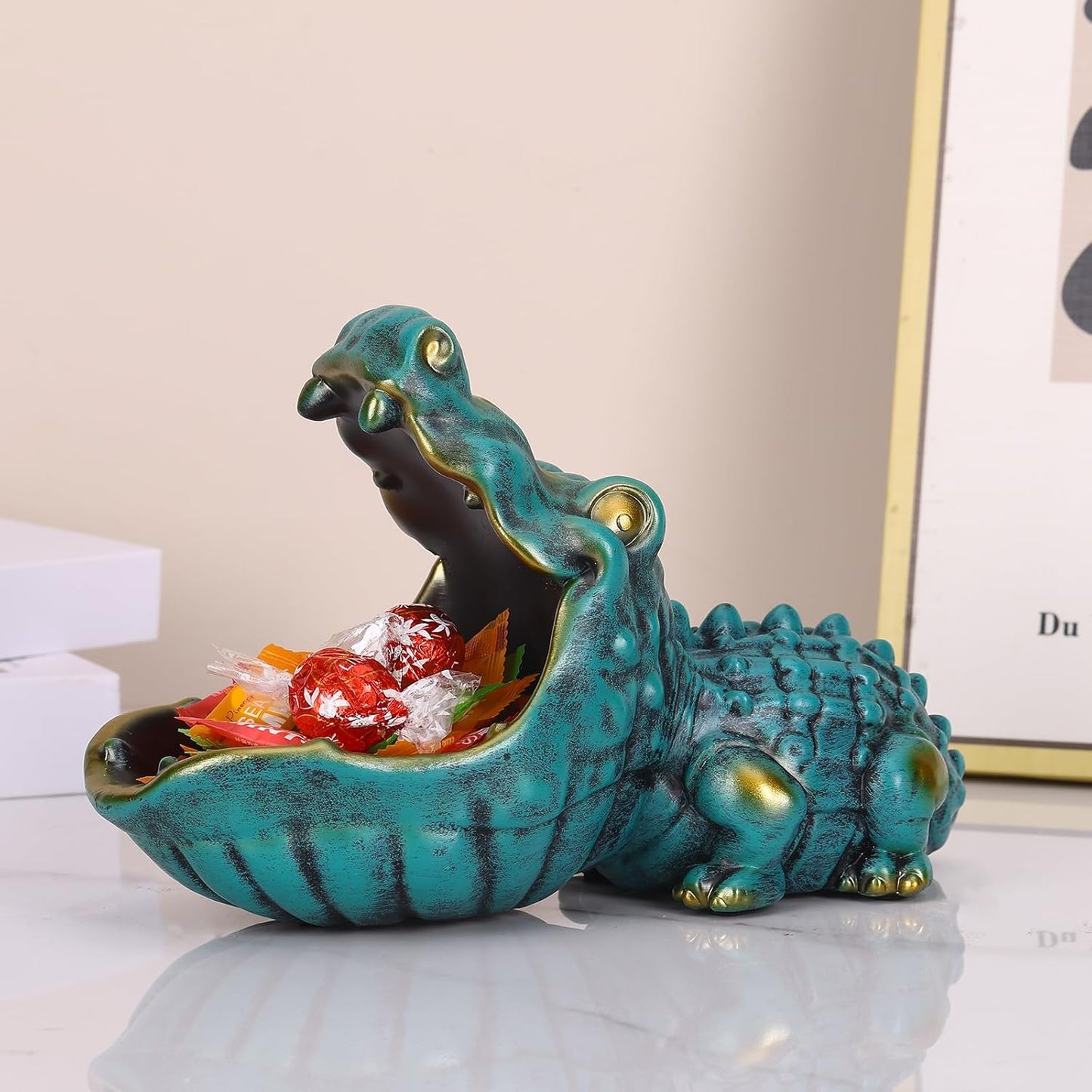 Crocodile Candy Dish, Fun Crocodile Statue Key Bowl for Entryway Table, Green Big Mouth Sculpture Weird Animal Hippo Candy Bowl - for Office Entry Way Table Art Sundries Container Storage Box